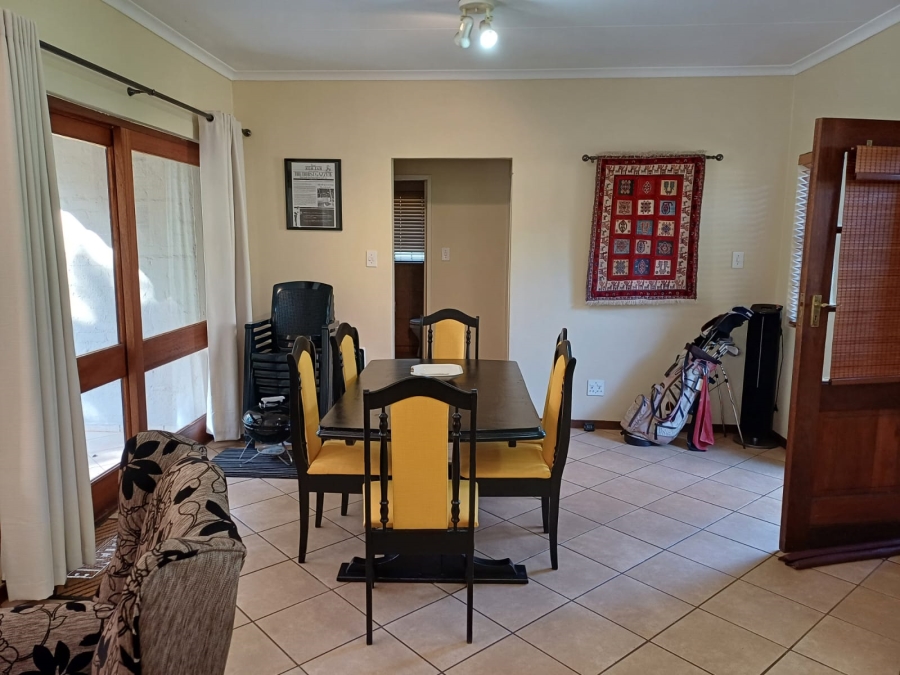 2 Bedroom Property for Sale in The Coves North West